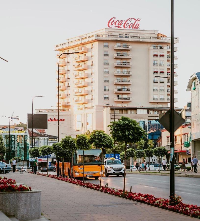 Downtown Apartments Pristina Eksteriør billede