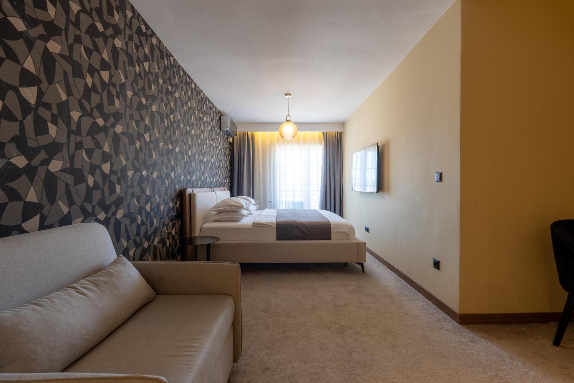Downtown Apartments Pristina Eksteriør billede