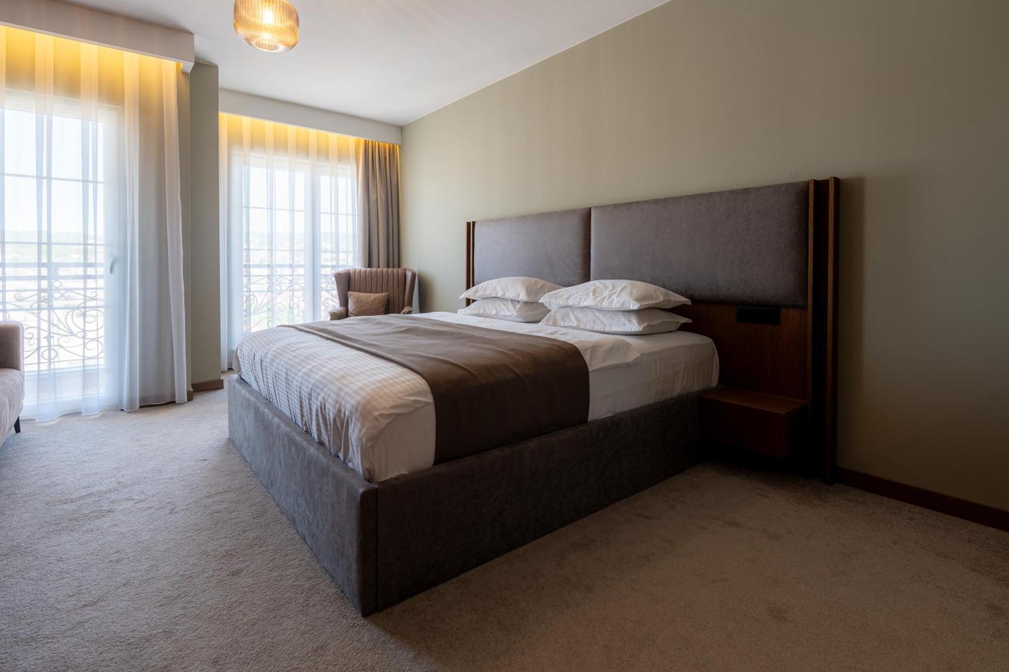 Downtown Apartments Pristina Eksteriør billede